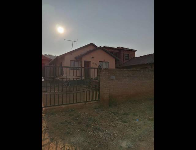 4 BEDROOM HOUSE FOR SALE IN NATURENA